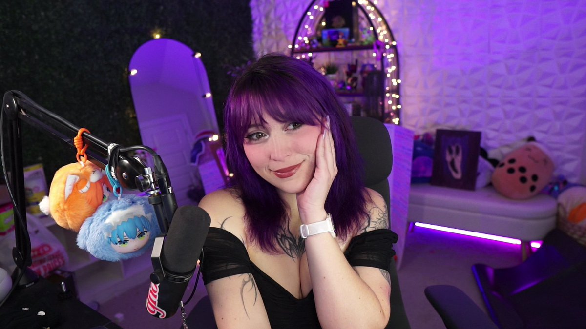 itsqueenmanda's tweet photo. Day 27 of the Scuffed-a-thon &amp; we are back on 2.5 hours (loooool)

New watch time badge too!! Come join! https://t.co/I29JTWC7Rb