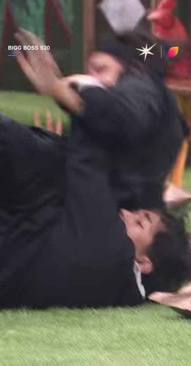 itiswhatitis_AD's tweet photo. Biasness ki hadd paar hui vo ek baat hai lekin ye german suplex bhai 💀

#Scout #ScoutOP #ScoutArmy https://t.co/TlqDiAOlrj