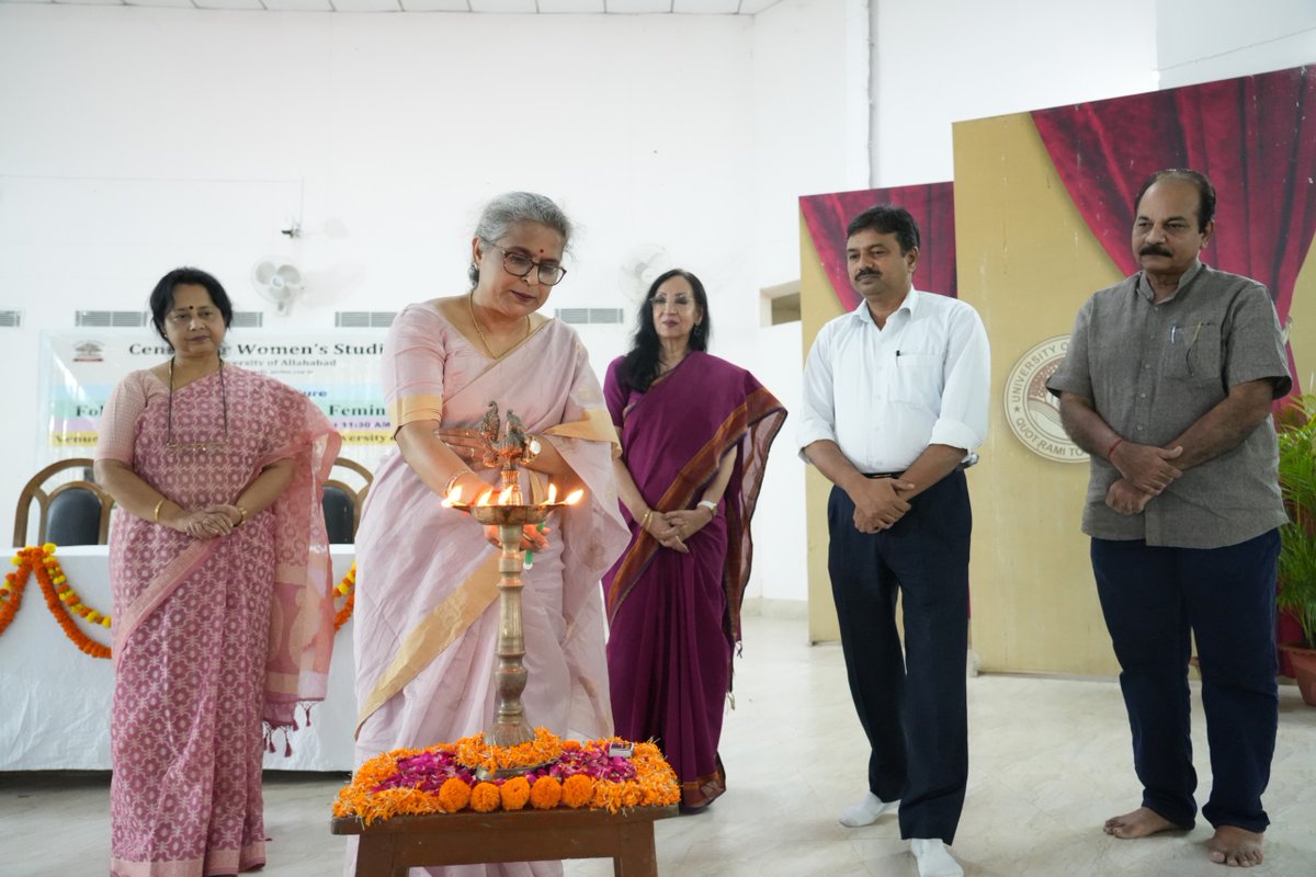 UoA_Official's tweet photo. इलाहाबाद विश्वविद्यालय, प्रयागराज के महिला अध्ययन केंद्र की ओर से मंगलवार को कला संकाय स्थित तिलक भवन में “Folklore and Narrative: A Feminist Lens” (लोककथा और आख्यान : एक नारीवादी दृष्टि) विषय पर वार्षिक व्याख्यान किया गया। https://t.co/QaURXCpswV