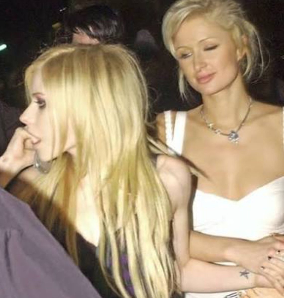 madamelocale's tweet photo. icons https://t.co/dNxmkBeVFK