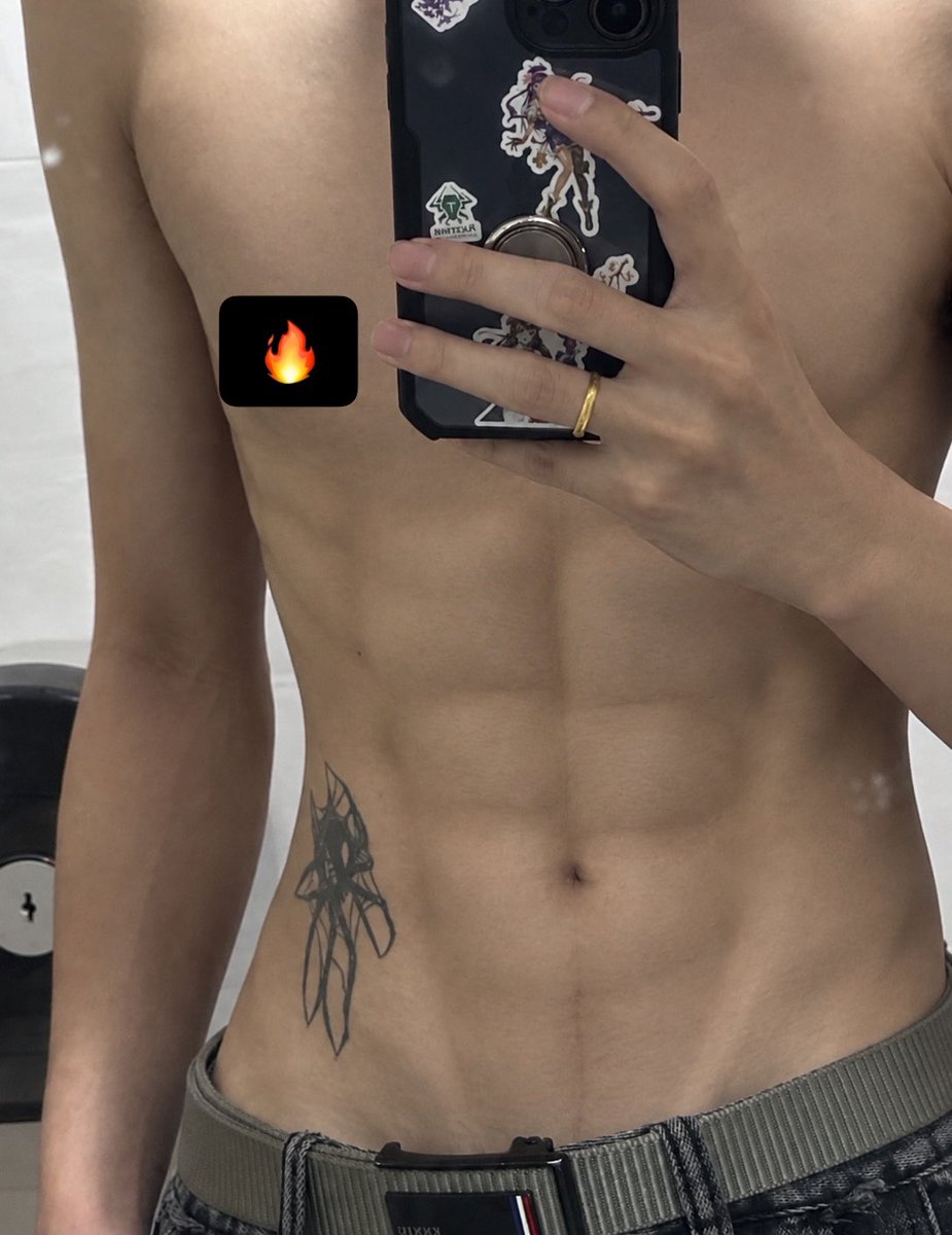 zzzzz1ysa's tweet photo. ก่อนนอนนน https://t.co/ElaT7zmy3U