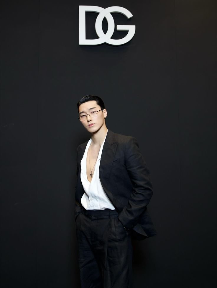 FashionistD's tweet photo. We announce #CHOISAN as THE DOLCE &amp; GABBANA SUPERMODEL OF SEPTEMBER 2026! https://t.co/ivnCQm8Cwu