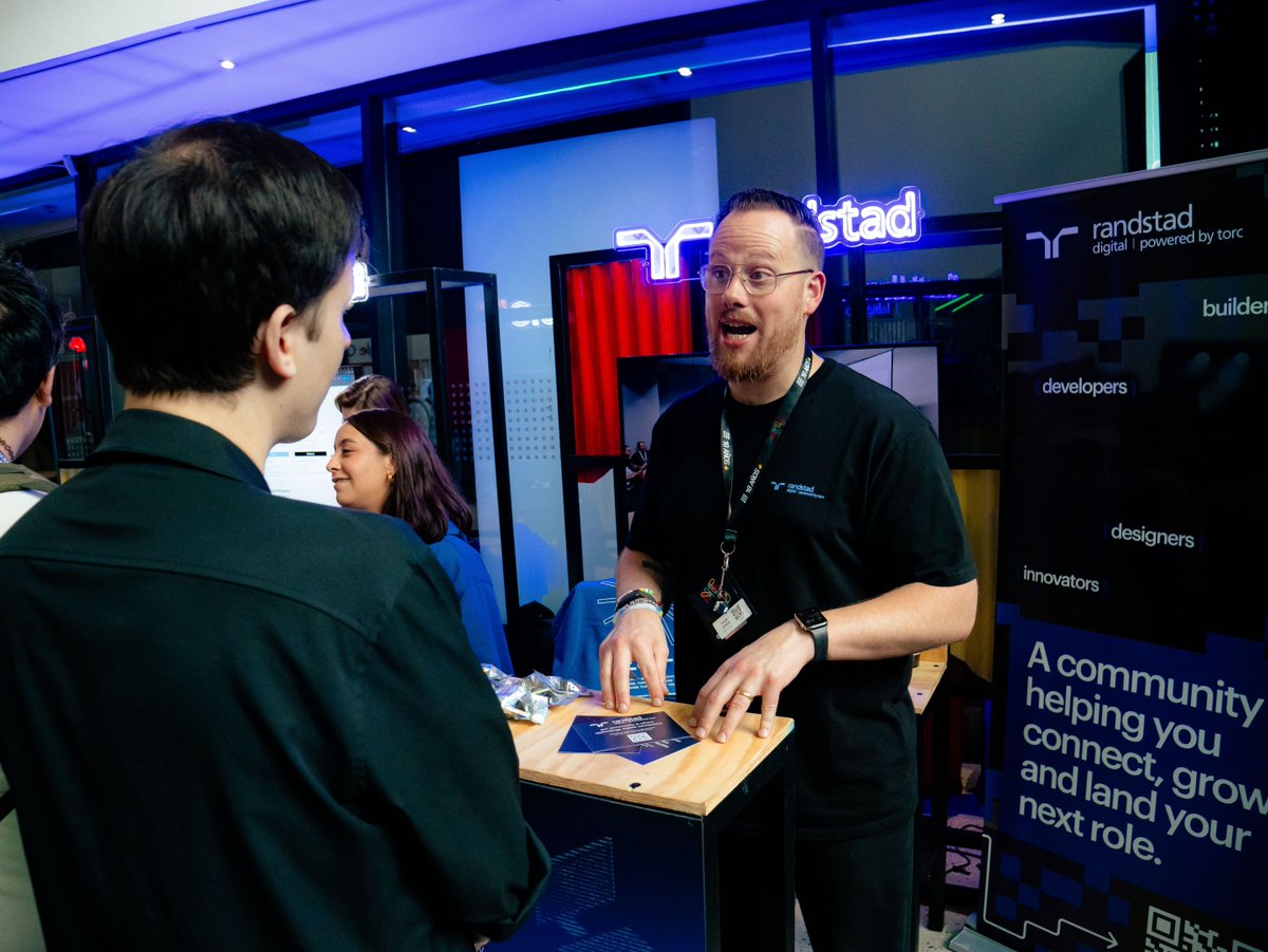 torcdotdev's tweet photo. Noonewalks up to a booth expecting the conversation to actually matter. Yet, this one did.

Behind him, the sign says it plainly: a community helping you connect, grow, and land your next role. In front of him, someone actually doing that, one conversation at a time.

#Community https://t.co/bJiU30aqFE