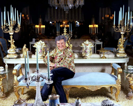KomputerKoder's tweet photo. @DomShow1210 Liberace https://t.co/iQOj473PSn