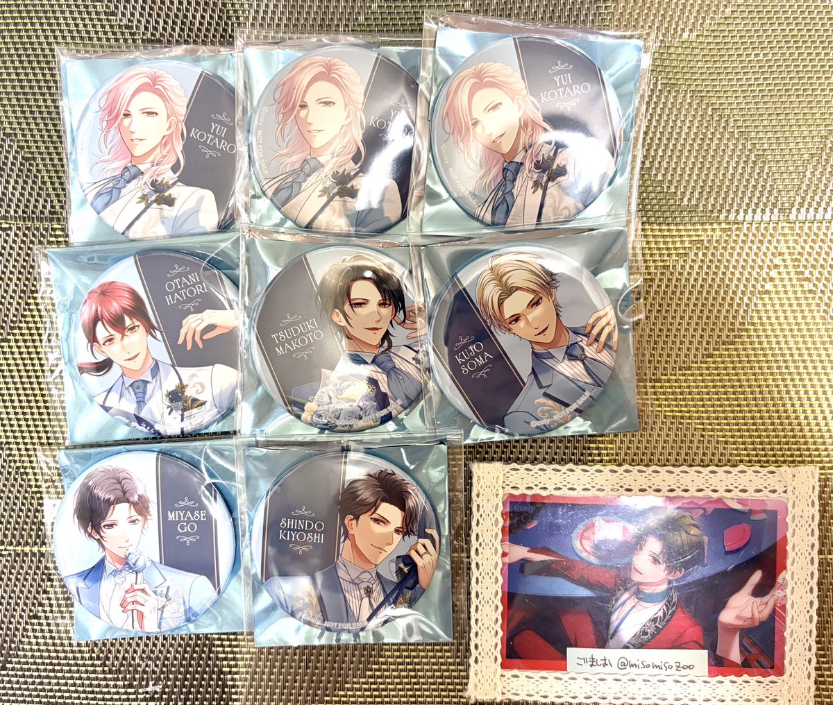 misomisoZoo's tweet photo. 【交換】　スタマイ　10周年　アニバーサリーフェス

特典　フェス　コースター　前半　後半
◆譲
由井/夏目/大谷/京介/誠/九条/桐嶋/カナメ/宮瀬/新堂/瀬尾/可愛

◆求
槙
・缶バッジ　(前半/後半/UCC)
・フェス特典コースター
大谷 メタカ
神楽 SNS風クリカ

10/10池袋手渡しor郵送にて交換希望です https://t.co/hPEecQzmki