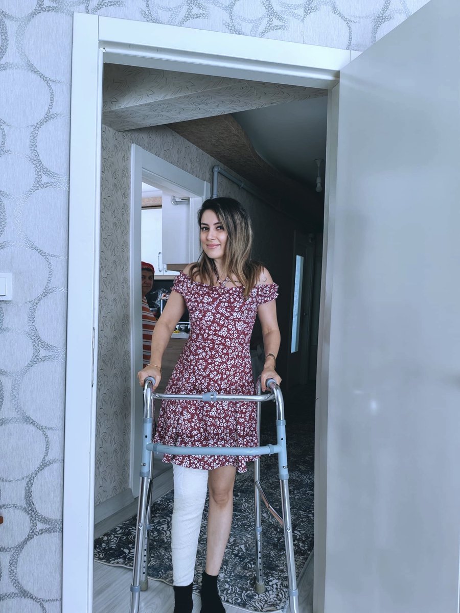 simarikdeli1's tweet photo. Mayistan beri hayatim boka sardi. Insanin ne sagliktan ne asktan yana yuzu gulmez mi ya bi trafik kazasi ile hayatimin icine sicildi https://t.co/A6atRCeps8