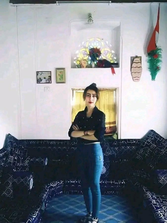 5t6quk's tweet photo. السلام عليكم 🌹
وش أكثر شيء يحسن مزاجك  ؟؟😊🌸

1- القهوه.      2- الفلوس      3- الحب https://t.co/CJjlIVuect