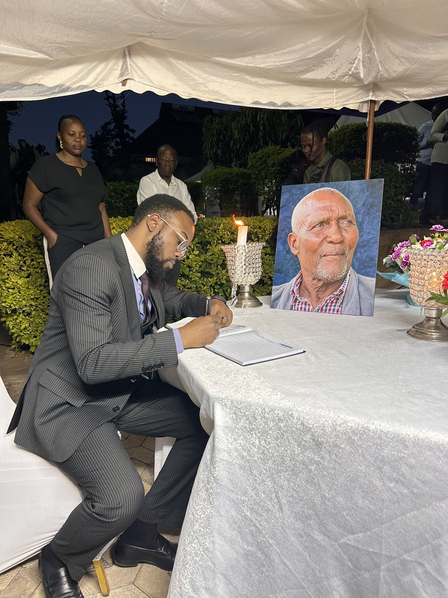 JamesKWaNjeri's tweet photo. This evening we had a chance to condole with Senior Counsel @MarthaKarua on the loss of her father Mwalimu Jackson Karua. https://t.co/zF07O3AubU