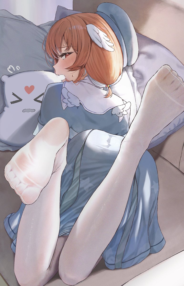 UndeadWolfN7's tweet photo. Just a little bite~ 💕

#PillowDraw
🎨@/maosame
⬇️Link to the full-size image and alt below https://t.co/q2K44iHCbd