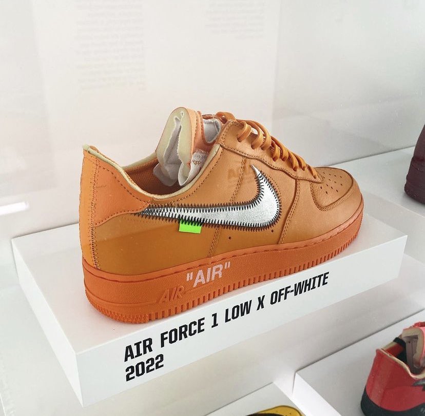 JustFreshKicks's tweet photo. Off-White x Nike Air Force 1 by Virgil Abloh 🎨 https://t.co/sjbTbpr2Mo