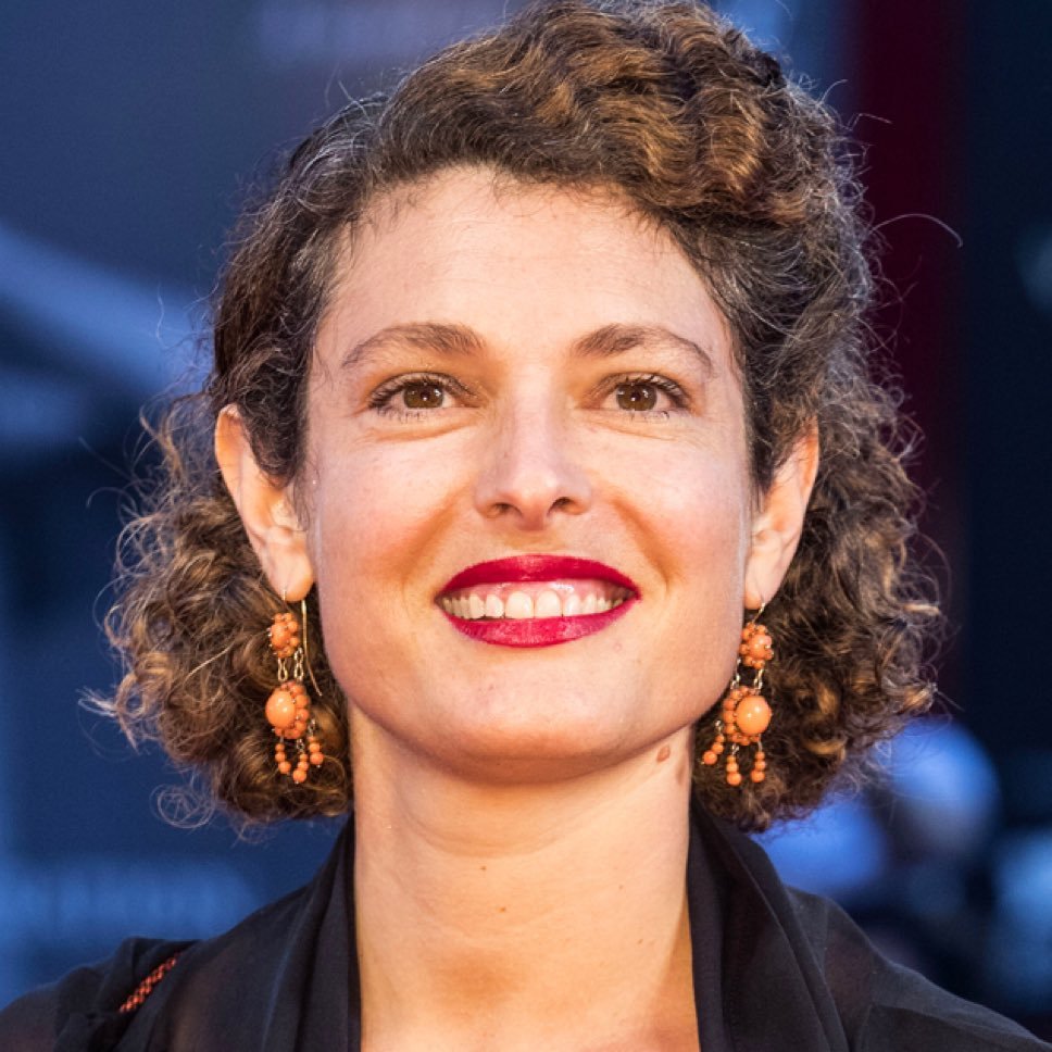 Andy_Calcio's tweet photo. ÚLTIMA HORA: Ginevra Elkann, rumbo a la presidencia de la Juventus.

La hermana de John, ya al frente de varias sociedades y presente en el Consejo de Administración de Exor, pretendería aumentar el número de sus acciones para ocupar el lugar de Gianluca Ferrero. https://t.co/rYYpk3xpC7