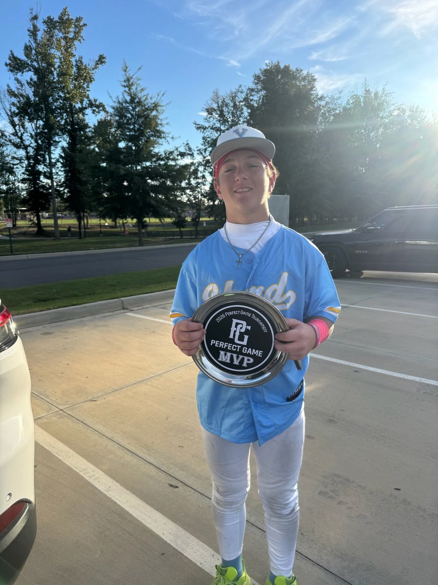 Yard13uPressley's tweet photo. A strong weekend for the boys in Albertville, Alabama, finishing 3-2 and earning a spot in the Super Regional Championship. The boys battled all weekend and came up just short in a hard-fought championship game.

#YardBaseball https://t.co/nR7ZzFEzy7