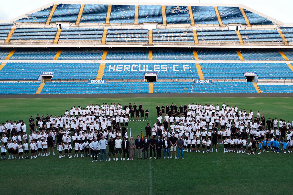 Cantera_HCF's tweet photo. 💙🤍 Nuestra cantera. 

💙 #MachoHércules 🤍 https://t.co/t3MXGs4f1Q