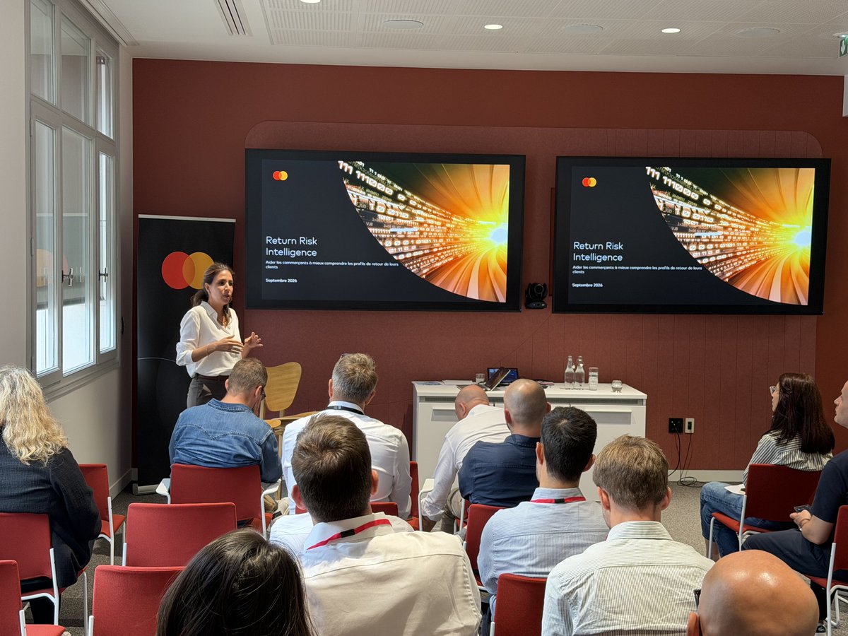 MastercardFR's tweet photo. Clap de fin pour la 4ème édition de Mastercard for Merchants ✨

Une après-midi d’échanges, de retours d’expérience et de regards croisés autour d’une même ambition : répondre très concrètement aux enjeux qui transforment aujourd’hui le commerce et les paiements.

Après l’ouverture de Georges Rey (#Mastercard), cette édition nous a permis d’explorer plusieurs défis majeurs :

🔐 La résilience des paiements et des infrastructures, avec Benoit Maloir et Estelle Naudin (Mastercard) et Benjamin Vigouroux (@orangebusiness), entre modernisation des infrastructures, nouvelles cybermenaces, essor de l’IA et anticipation de l’informatique quantique.

📈 La performance des paiements e-commerce, avec Laurent Bréchon-Cornery (Mastercard) et Aymeric M. (@leboncoin), autour d’un retour d’expérience concret : mieux comprendre les points de friction pour optimiser l’authentification et l’autorisation, tout en favorisant la conversion.

🔎 Dounya El Bakal (@Mastercard) nous a emmenés sur un nouveau terrain de la lutte contre la fraude : la fraude aux retours et les possibilités offertes par l’IA pour mieux identifier les comportements à risque, réduire les pertes et préserver une expérience fluide pour les clients légitimes.

Pour poursuivre et conclure cette 4ème édition, d'autres intervenants comme Fleur Lozon de Cantelmi - Pfeffer et Georges Rey (Mastercard) ont retrouvé l’ensemble des participants autour de ce qui fait aussi la richesse de Mastercard for Merchants : faire dialoguer les expertises, partager les expériences du terrain et avancer collectivement.

Merci à Orange Business, Leboncoin, à tous nos intervenants et à l’ensemble des participants pour la qualité des échanges et leur contribution à cette nouvelle édition 🙏

Mastercard for Merchants 2026 s’achève, mais les réflexions et les échanges, eux, continuent. Rendez-vous pour la prochaine édition !

#MastercardForMerchants #Mastercard #Paiements #Commerce #Innovation
