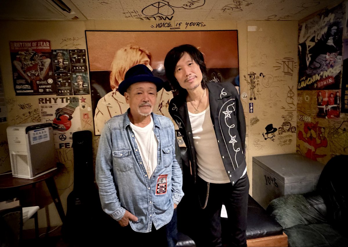 JunjiIkehata's tweet photo. フジロック以来に Usと 
久々に ウエノコウジに会った。

@LIQUIDROOM https://t.co/BkzO9vUaU0