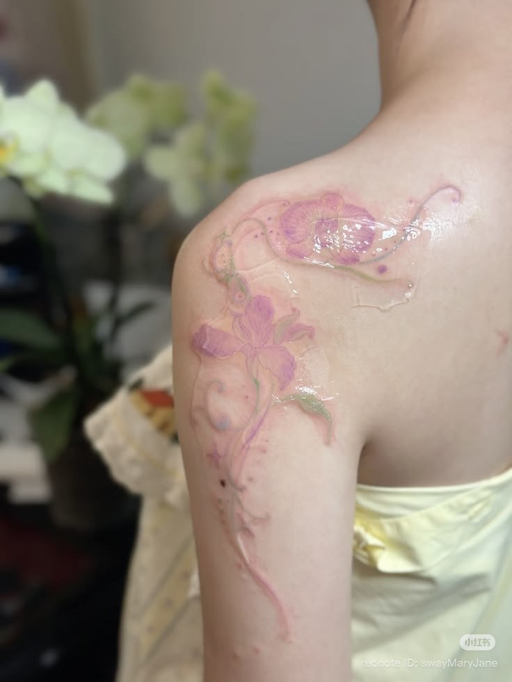 sevifx's tweet photo. how pinterest sees me ! 🐇

♡ idol
♥︎ tattoo
♡ aesthetic vibes
♥︎ outfit https://t.co/7KCBFsYO98
