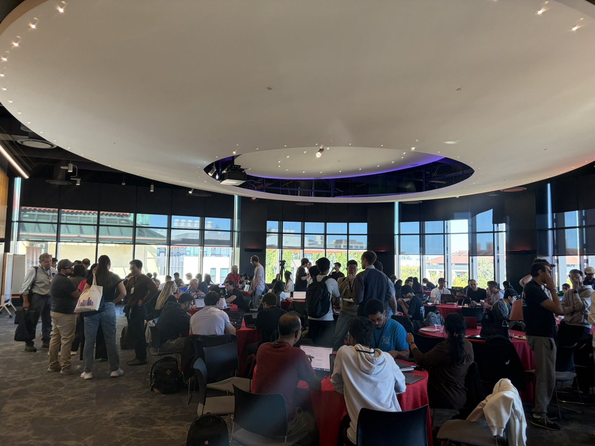 lj_ships's tweet photo. At the Collaborative Agent Hackathon @ Stanford with @flwrlabs today, with a $400 robot arm in my bag.

Ready to build. https://t.co/UFGc06jUCt