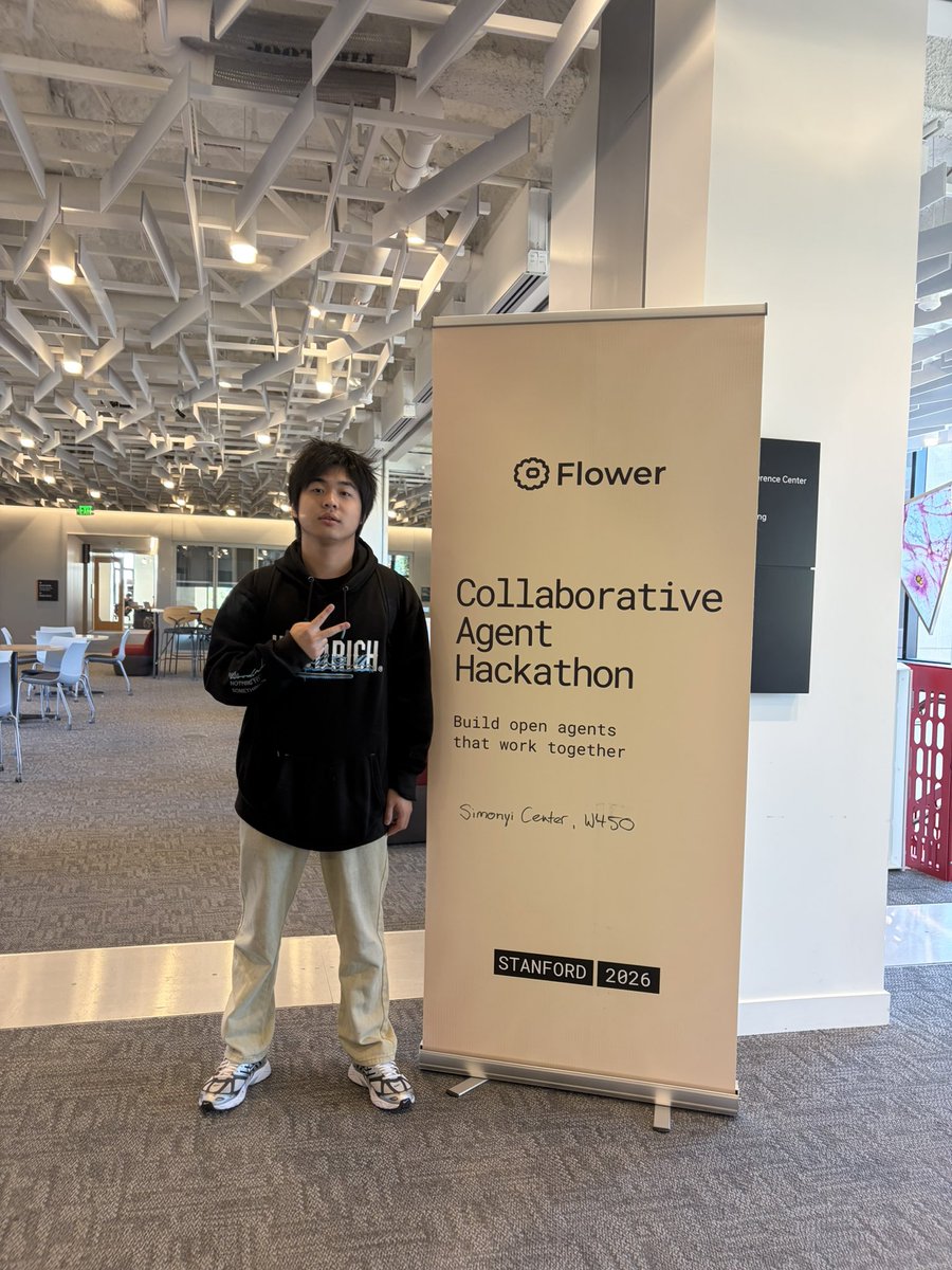 lj_ships's tweet photo. At the Collaborative Agent Hackathon @ Stanford with @flwrlabs today, with a $400 robot arm in my bag.

Ready to build. https://t.co/UFGc06jUCt