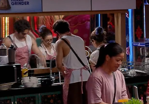 ilovewellsy's tweet photo. Uditi is worried that she’ll get the least votes again.

She said, “That’s the most embarrassing thing. I just hope I don’t end up last.”

Who’s gonna tell her that she has a fucking army now? 😭
#UditiSingh https://t.co/mHfWqwdABM