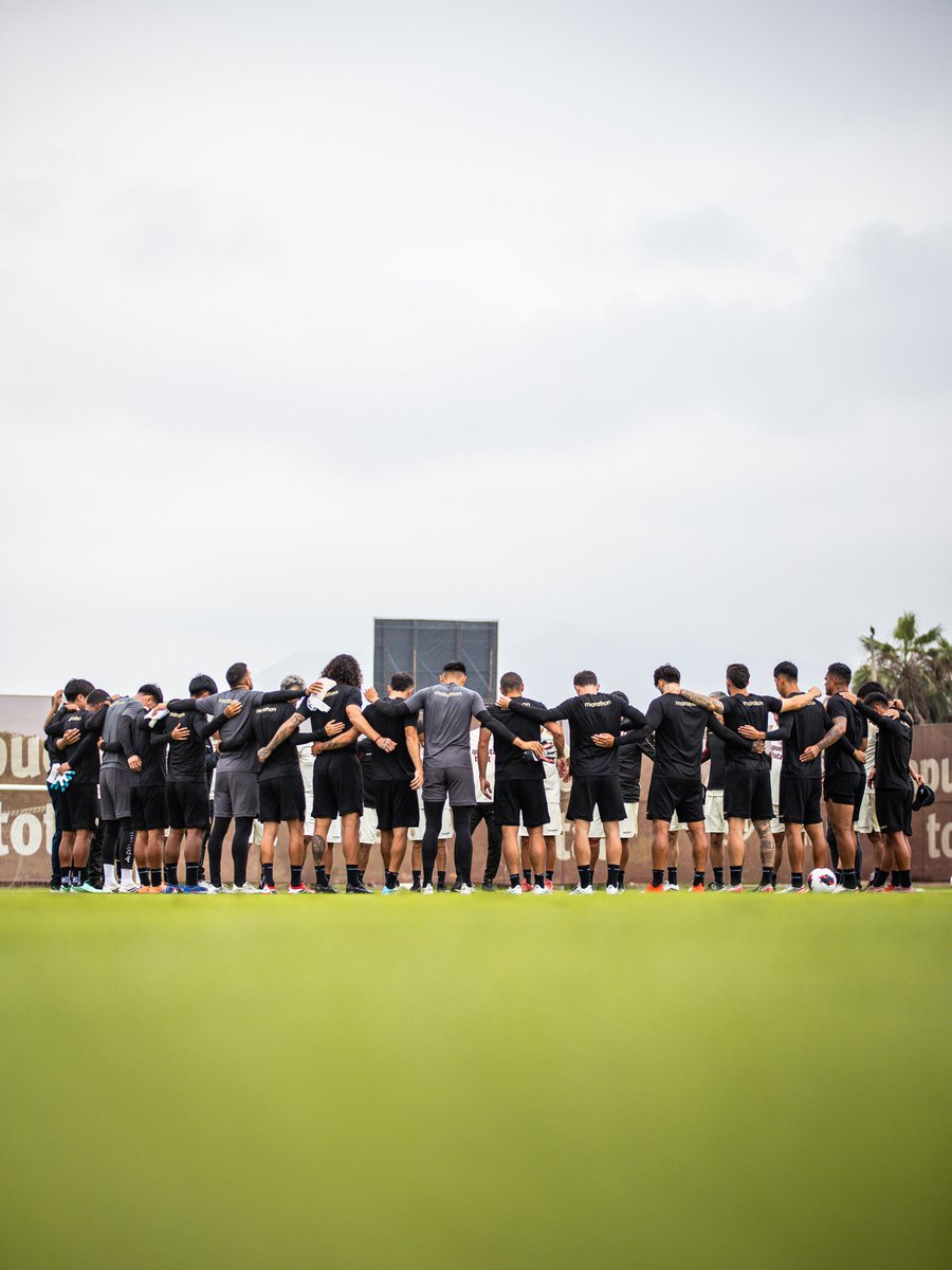 Universitario's tweet photo. Ⓤ𝗡𝗜𝗗𝗢𝗦 💛

#ConLaUsiempre https://t.co/ejrsrfTJWF