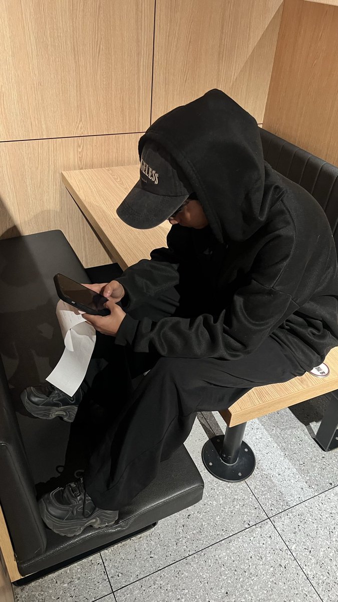 1kupm's tweet photo. #uniiii https://t.co/EcEe7jtQHs