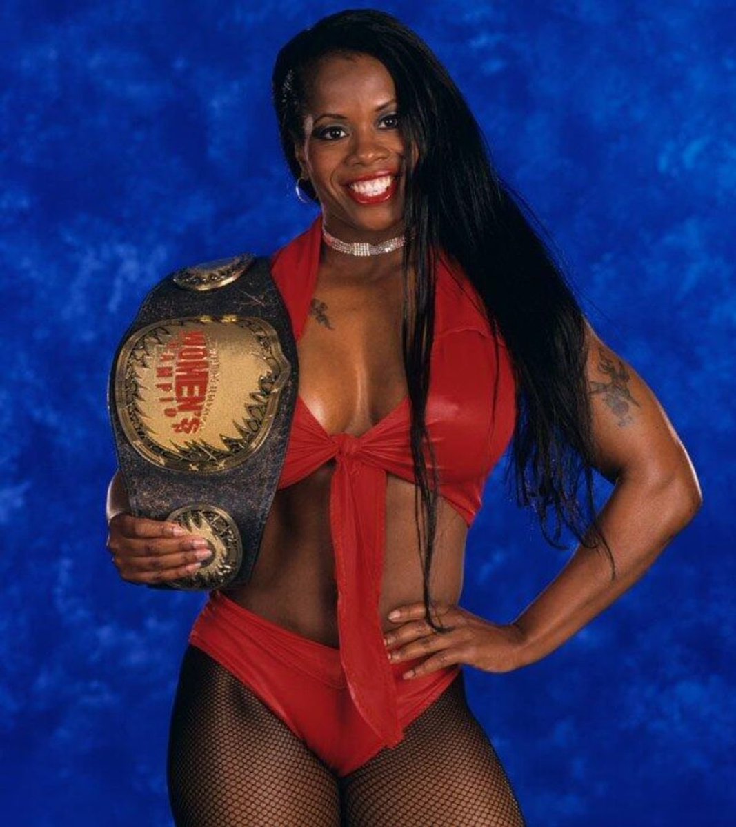 bigkoochiepurr's tweet photo. Back when the girls had simple gears but still stood out. (Thread)
#wwe #wwf #wwedivas #wwfdivas https://t.co/xAy8IaET6a