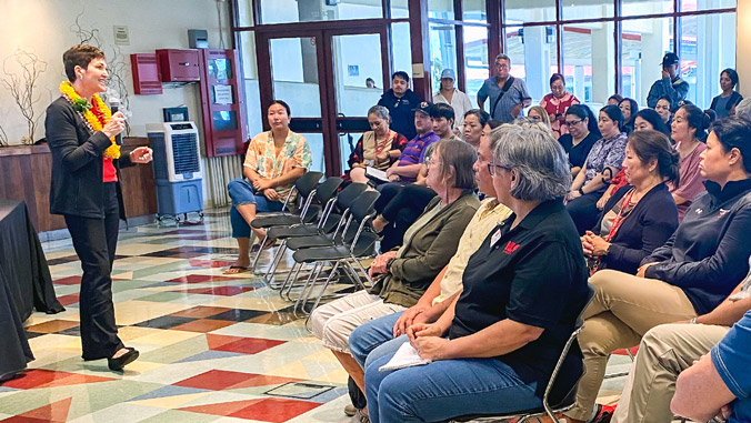 UHawaiiNews's tweet photo. .@UHPresident Wendy Hensel visited @UHHilo to discuss campus needs with students and staff. The visit highlighted planned system investments in Hilo, including student support programs, facility repairs, and Native Hawaiian student spaces ➡️ https://t.co/b0uLWhrlxC https://t.co/n63q5uuxRT