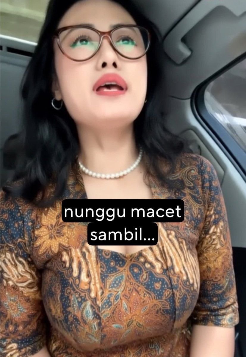 tinmggi's tweet photo. Kena macet sampe 3jam 
https://t.co/2yJF1HWqY3 https://t.co/yxUYfztNtD