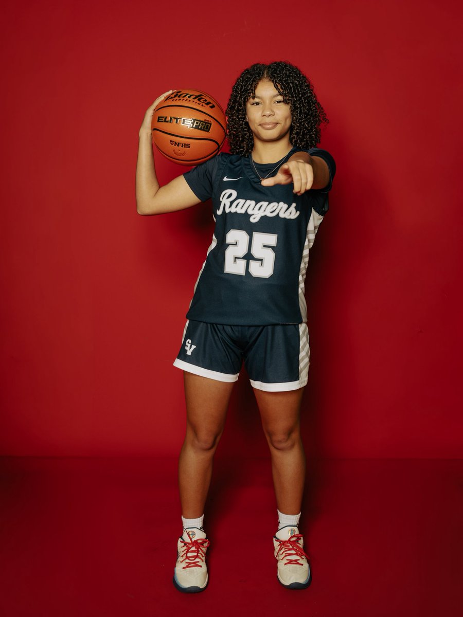 JaylaWhitehurst's tweet photo. The beginning….. season 1

@SV_LadyRangers @SW_Select3SSB 

#girlsbasketball #2030pointguard #basketball #womensports https://t.co/xwJNbh05PZ