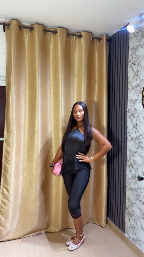 JoycyGold's tweet photo. My look for my birthday dinner 🎂🎉🎉🎉 https://t.co/VpgVCDfqtq