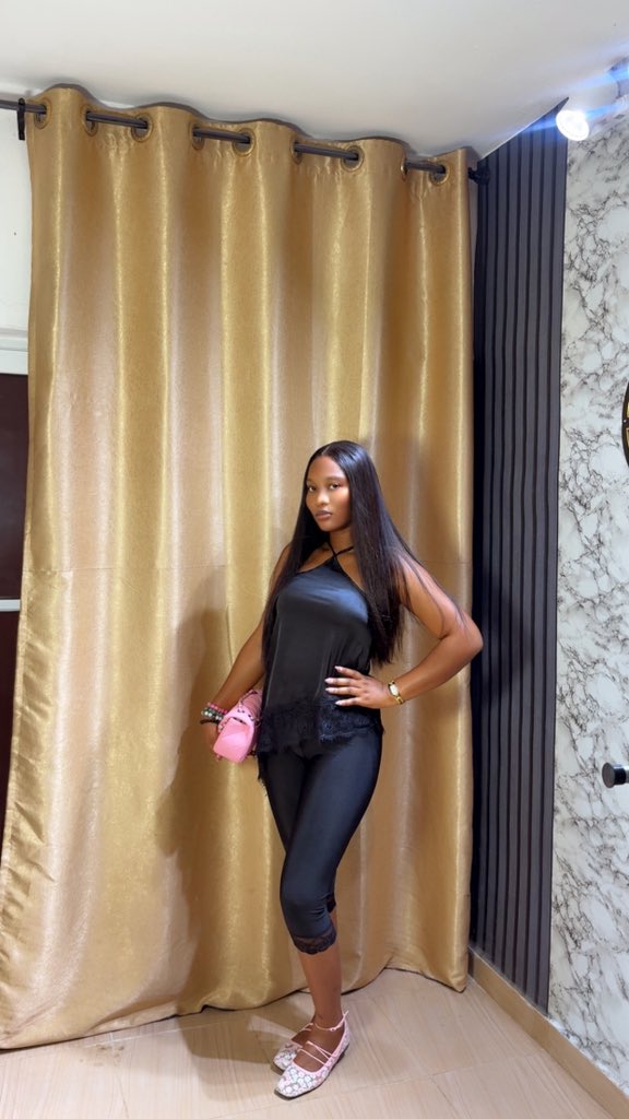 JoycyGold's tweet photo. My look for my birthday dinner 🎂🎉🎉🎉 https://t.co/VpgVCDfqtq