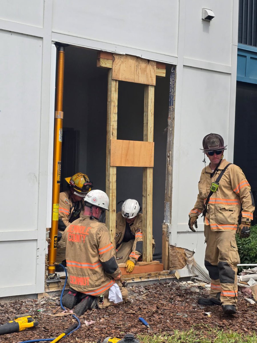 scfdpio's tweet photo. Today at 12:03 pm Vehicle vs Building accident at Apartment at Integra Crossings in Sanford. No injuries. Squad 2 installs shoring to temporarily keep stable to prevent further collapse. #MoreThanFire https://t.co/z6knW7SXqz