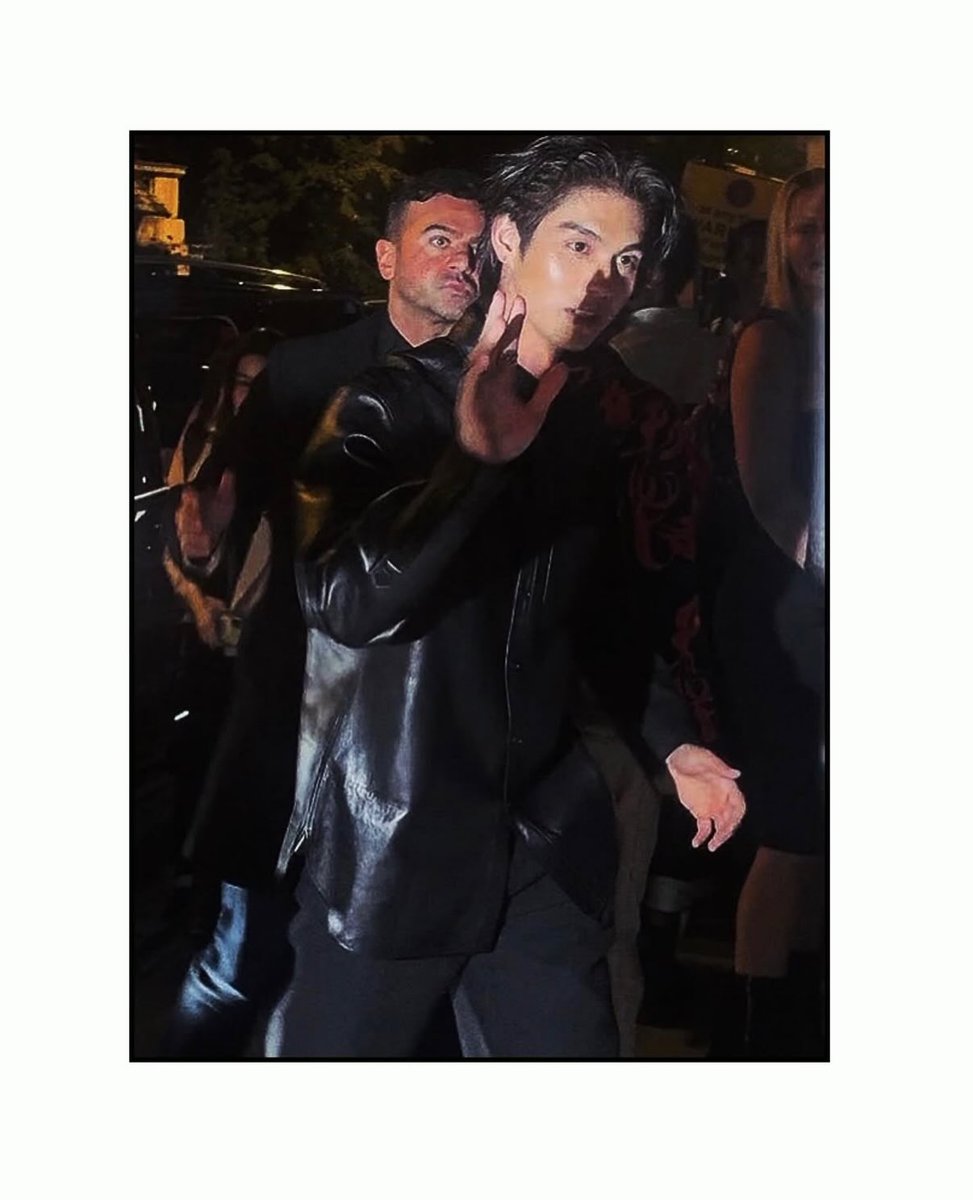 pmxvc_'s tweet photo. IG : chinks_s__
[https://t.co/EjQyTub5pP]

📸

#BurberrySS27xBRIGHT 
#BurberryxBRIGHT
#Burberry 
#bbrightvc https://t.co/0BvBU1RoNp