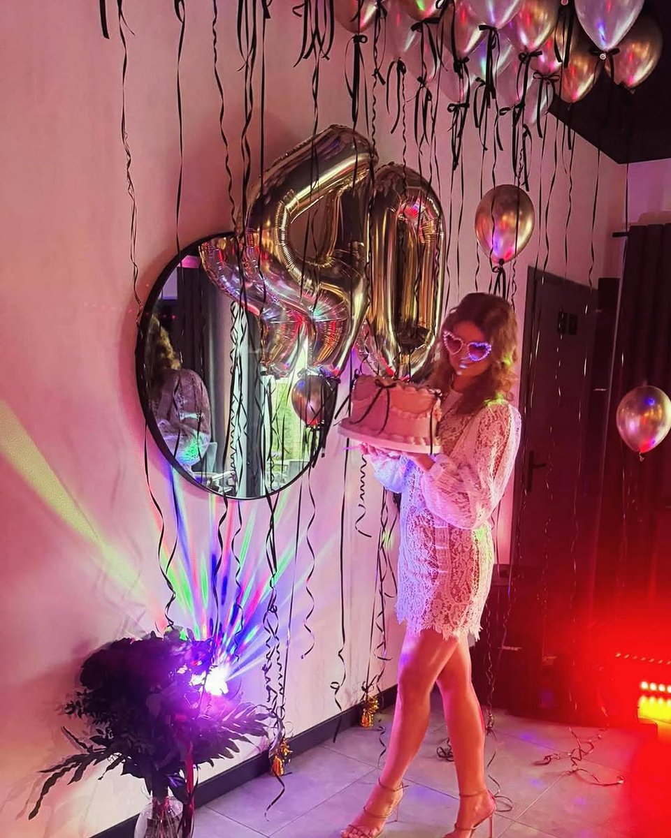 JeniseTerue2's tweet photo. So lucky to have you by my side. Happy birthday to me—your special day. https://t.co/gfMA0sC7iF