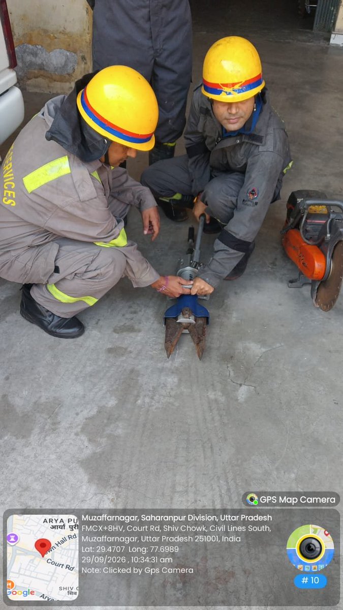 muzaffarnagfire's tweet photo. आज दिनांक 29.09.2026 दिन मंगलवार को ADG महोदया, UPF&amp;ES के आदेशानुसार एवं CFO  मुजफ्फरनगर महोदय के निर्देशन में फायर स्टेशन मुजफ्फरनगर पर साप्ताहिक फायर ड्रिल कराई गई व फायर/रेस्क्यू उपकरणों के रख-रखाव एवं संचालन का अभ्यास कराया गया। https://t.co/Ks300hHPp6