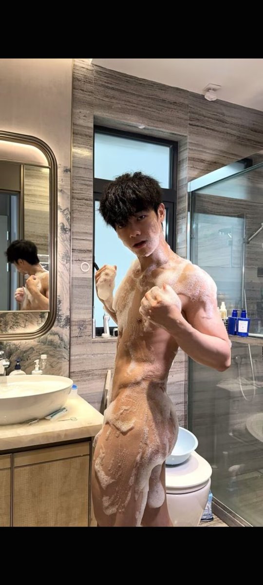 waisaboy's tweet photo. 抖音阿奇仔男男视频合集 #阿奇仔

完整的👇
https://t.co/njKRNsLZgx https://t.co/S6b8zOREqk