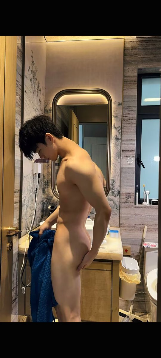 waisaboy's tweet photo. 抖音阿奇仔男男视频合集 #阿奇仔

完整的👇
https://t.co/njKRNsLZgx https://t.co/S6b8zOREqk