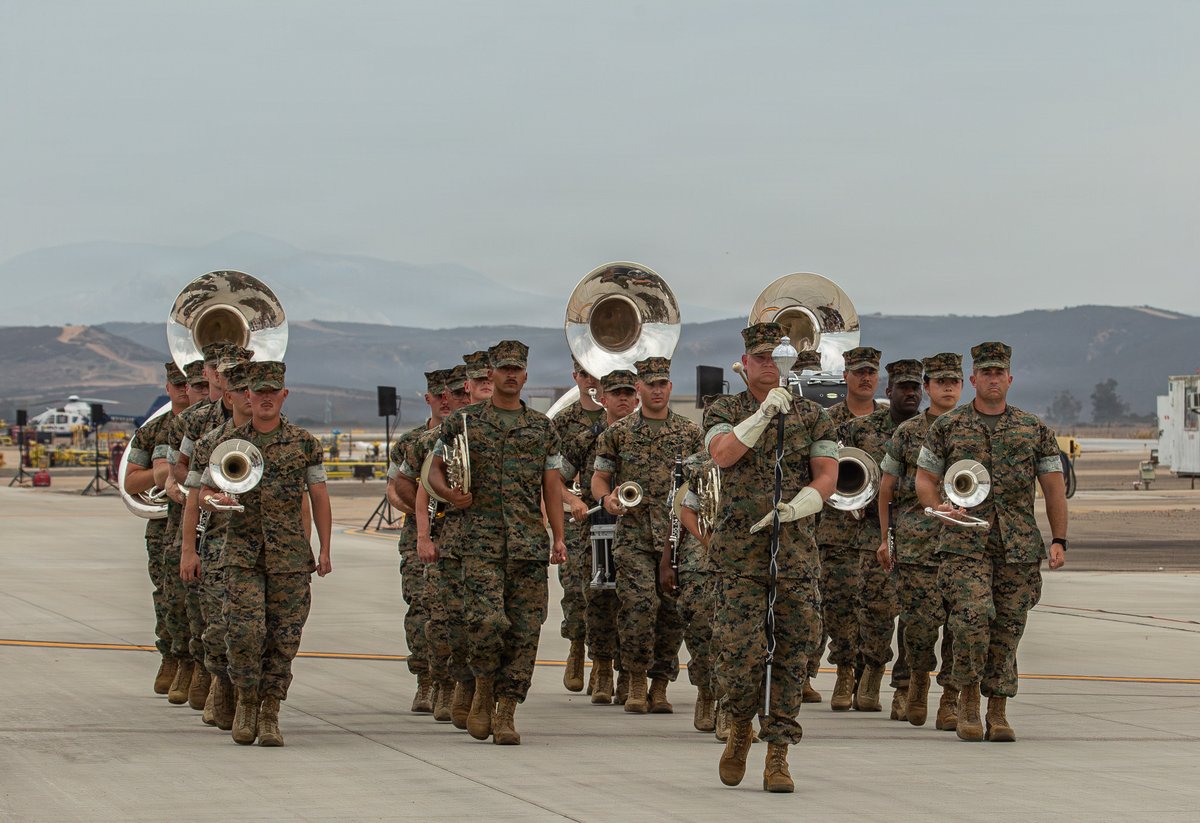 USMC's tweet photo. America's Airshow https://t.co/WPYeUKvYje