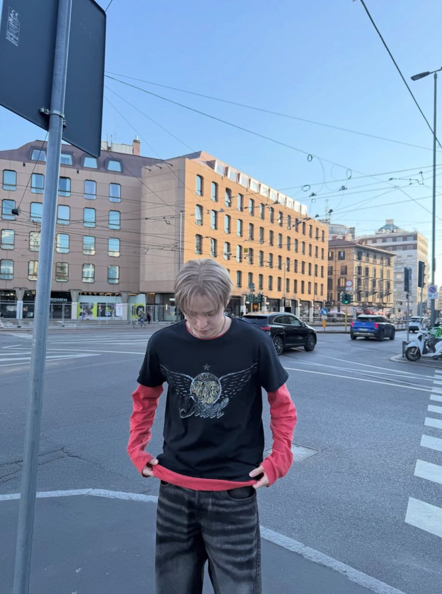 RELIQU4IRE's tweet photo. the weather has been so nice to just walk around :) https://t.co/scPjyAuvwZ