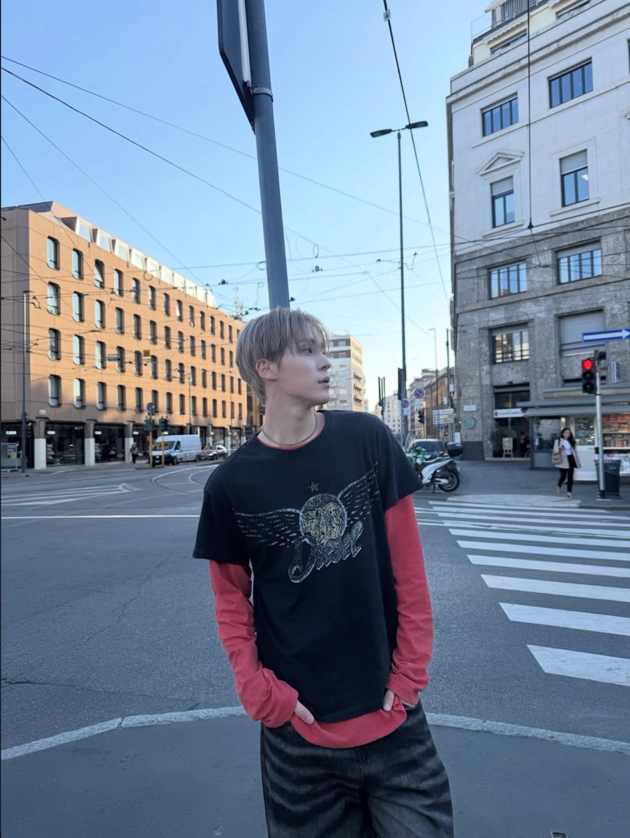 RELIQU4IRE's tweet photo. the weather has been so nice to just walk around :) https://t.co/scPjyAuvwZ