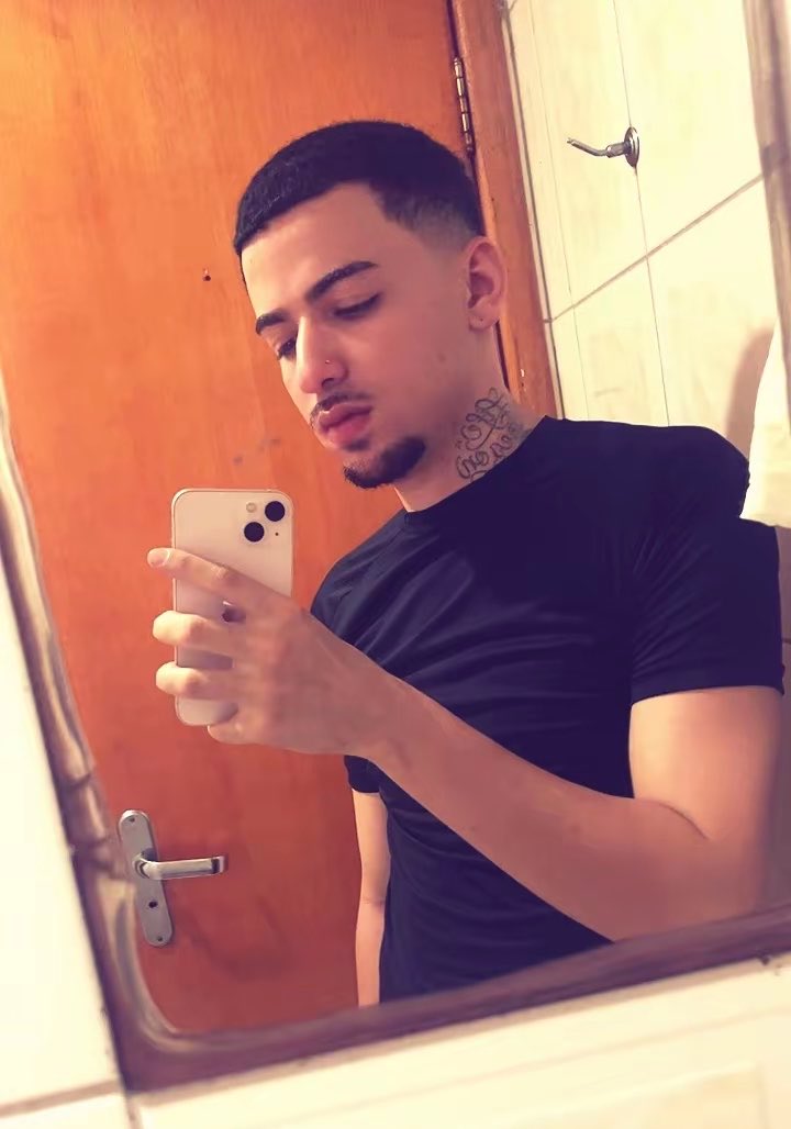 henriquecvlh's tweet photo. Posso leitar em você? 😈

whatsapp pack ➜ https://t.co/ql80dgAVSf
privacy ➜ https://t.co/gCGFvlDJrH https://t.co/S67Irvvn0J
