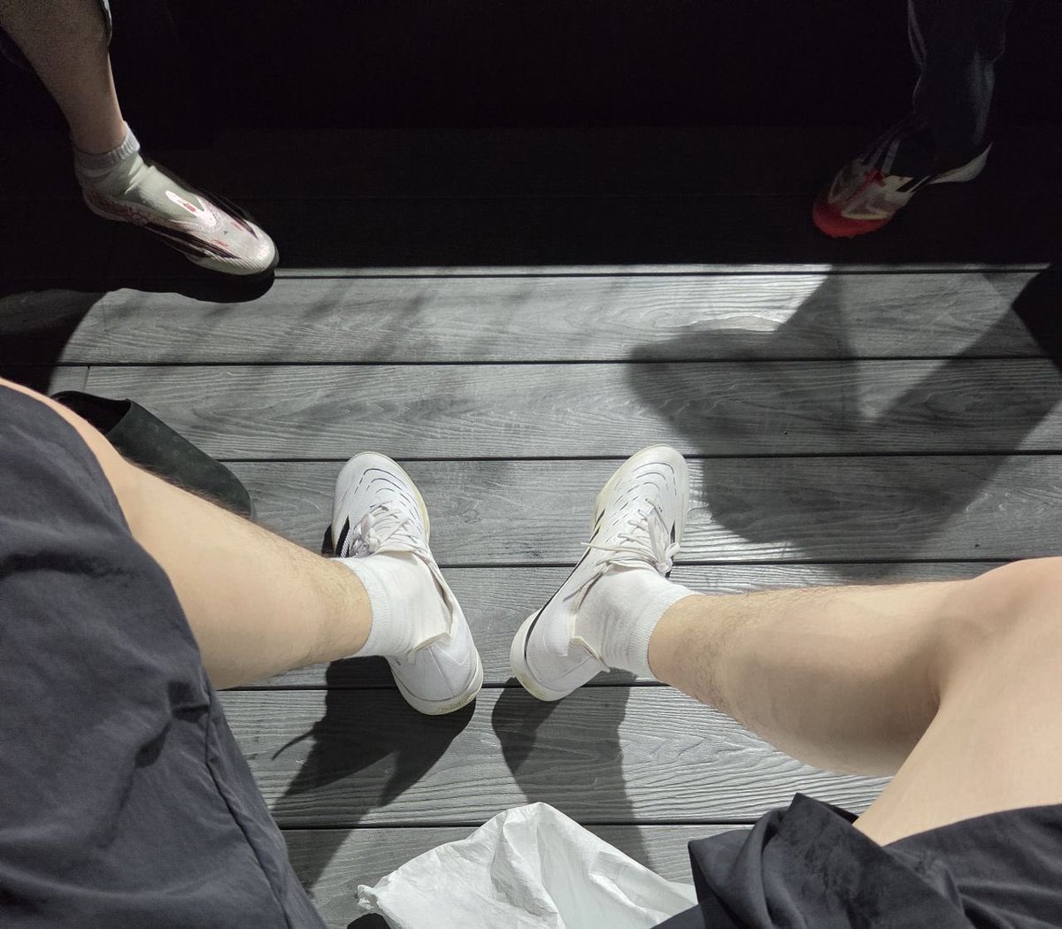mepuppieyou's tweet photo. เกาหลีจะตีสามละ ซองชานไปเตะบอล พี่ให้เลย 55555555 https://t.co/QeePpPM3rn