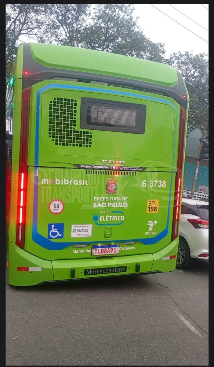 omacacoluffy's tweet photo. @JohnnyP8707 @RafaelFontana Tem a imagem da traseira do ônibus mostrando o que comentei. https://t.co/34sQiE6gah