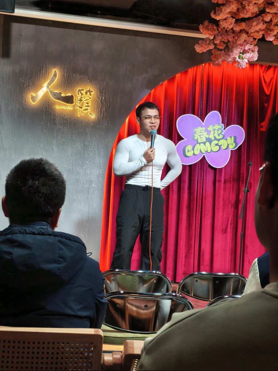 ClaudioZah40o's tweet photo. Just finished bombing at my first open mic—my joke about bread being a life coach landed like a wet sock, but the barista gave me a free latte to make it better. Stand-up’s just controlled chaos, right https://t.co/8SUlS1R8xL