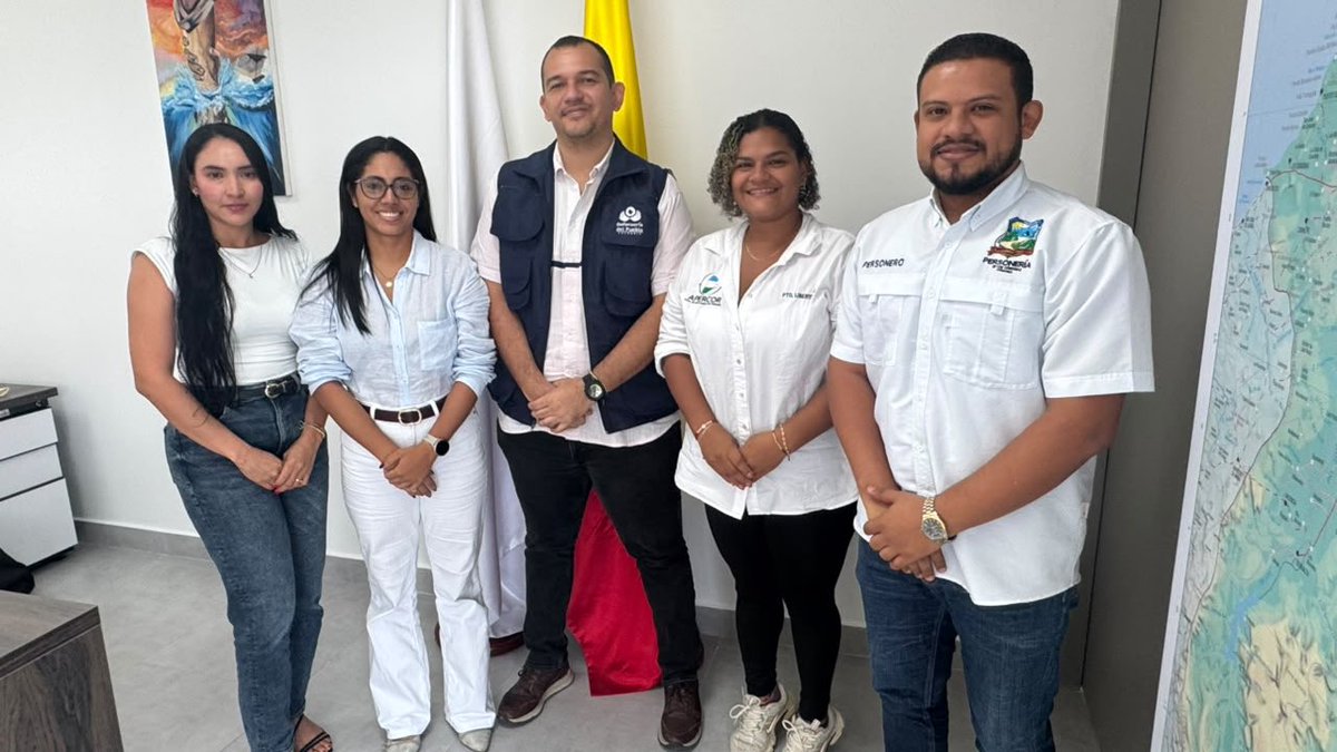 DefensoriaCol's tweet photo. Sostuvimos una reunión con la Junta Directiva de la Asociación de Personeros de Córdoba (Apecor), en Montería, para fortalecer el diálogo y la articulación interinstitucional en favor de la protección de los derechos humanos en el territorio.

Durante el encuentro, identificamos acciones conjuntas orientadas a ampliar la presencia institucional, promover los derechos y brindar una atención oportuna a las comunidades.

Continuamos trabajando de manera articulada con las personerías para contribuir a la garantía efectiva de los derechos humanos.