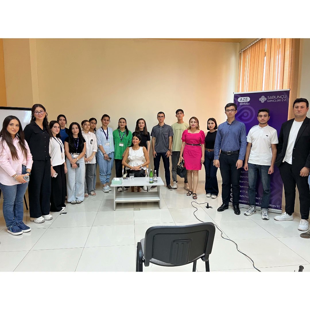 ShawnaHuskbj's tweet photo. AYAFE Youth Organization and Sabunchu Youth House jointly organized a Business Ethics training led by Ministry of Youth and Sports employee Narmin Ahmadova. Participants discussed the role and importance of business ethics in our lives. https://t.co/v4ydIU3og5