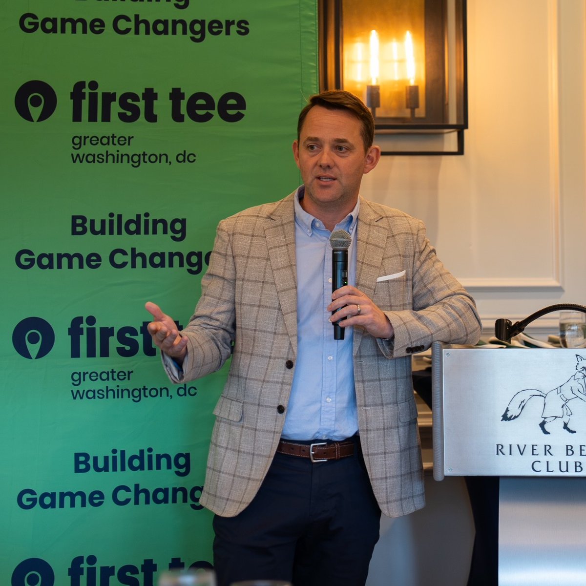 firstteedc's tweet photo. A special thank you to @JPFinlayNBCS NBC4 and 106.7 The Fan for a fun and informative appearance at our 13th Annual River Bend Tournament reception. Thank you for your support, JP! We're #buildinggamechangers https://t.co/H4CIulYM3M