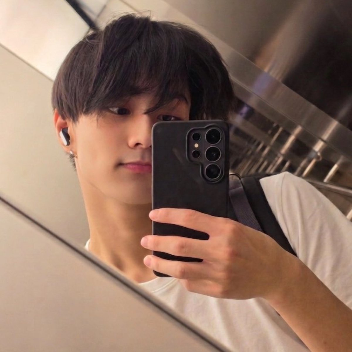 djlulei's tweet photo. au sungwon 𑣲⋆ coincidence 
𝙎𝙪𝙣𝙜𝙝𝙤𝙤𝙣 queda cautivado con el chico que acaba de salvarle la vida, pero no puede mantener una conversación con él porque se pone muy nervioso. Así que hace lo posible por intentar llevarse bien con Jungwon. 

一𝙅𝙖𝙠𝙚, ¿tú lo conoces? https://t.co/ttfpajLZlu