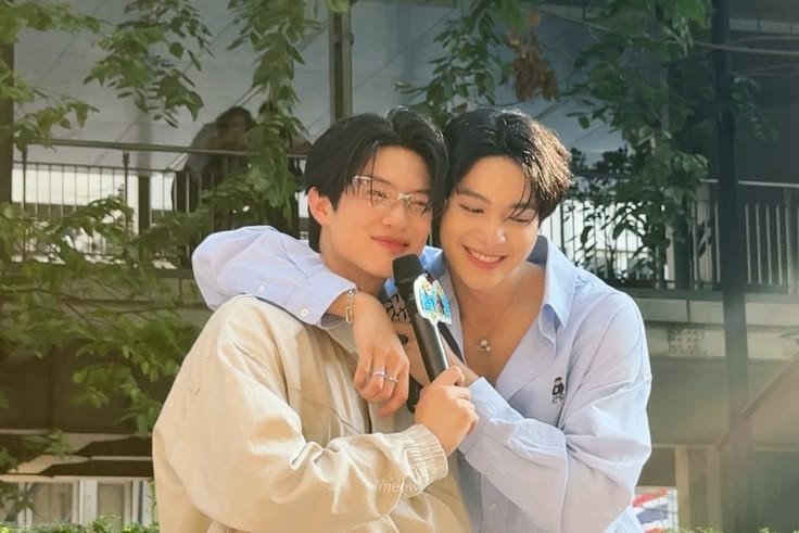 _ryupat's tweet photo. ★ SEARCHING MOOTS ! ★

─ ( #bltwt #thaitwt )

✧ #geminifourth, #chokunaston, #ryujinpatji, #almondprogress, #northotto !

✧ eng/esp

♡ + ↻ = moots https://t.co/ylHadjENto
