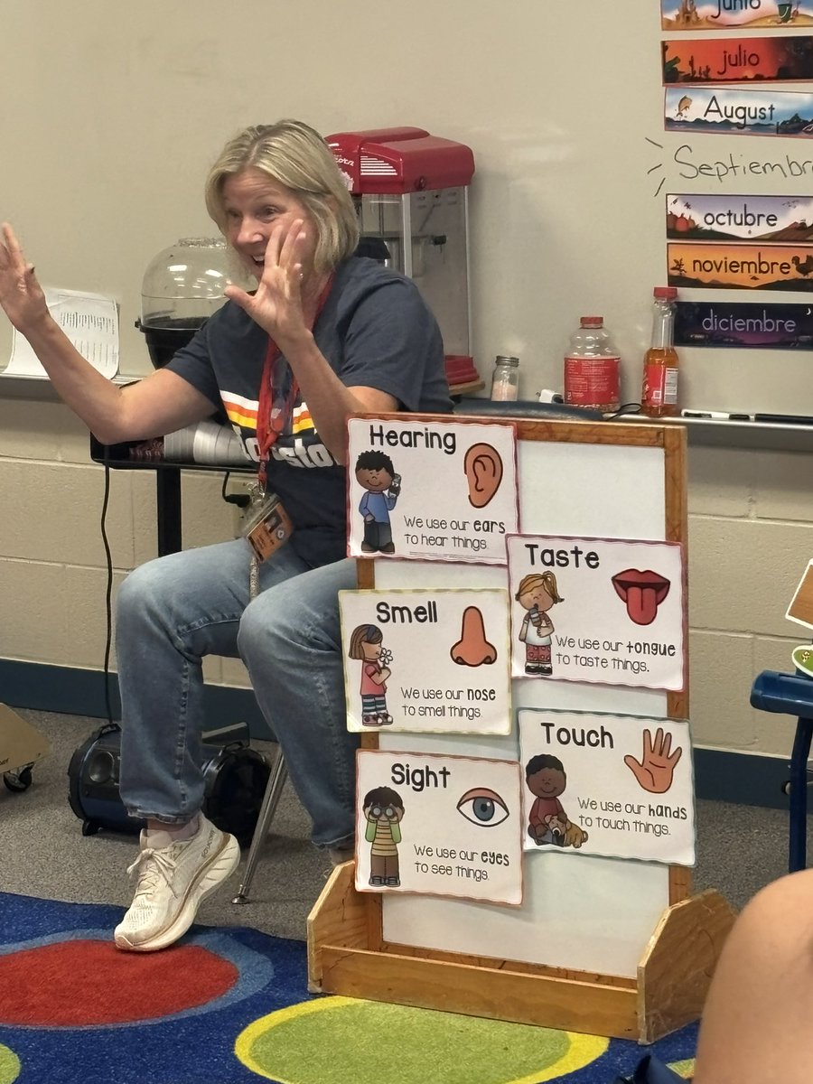 ReadandWriteBFF's tweet photo. Learning about our senses in SPARK today. @HumbleISD_PREK @HumbleISD An Humble ISD Family Participation Program https://t.co/CDflt7MHVa